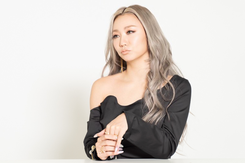 インタビューカット4