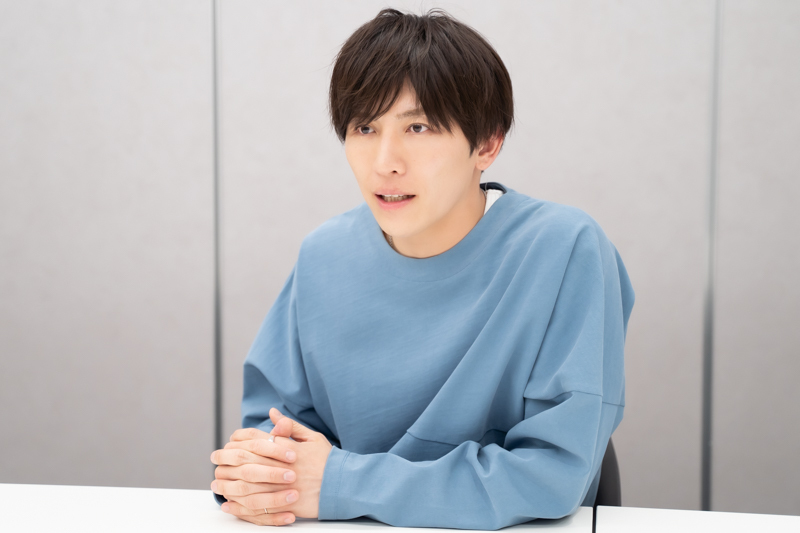 インタビューカット2