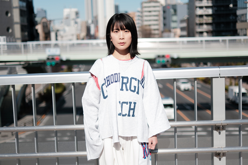 インタビューカット3