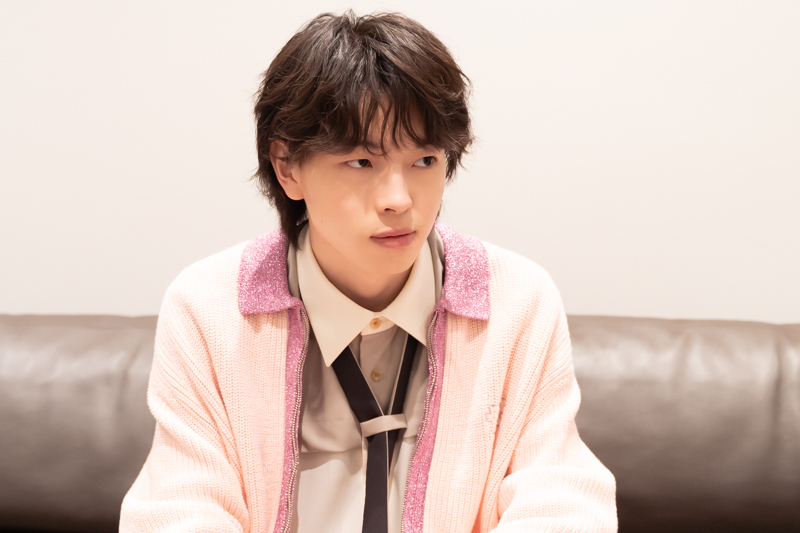 インタビューカット1