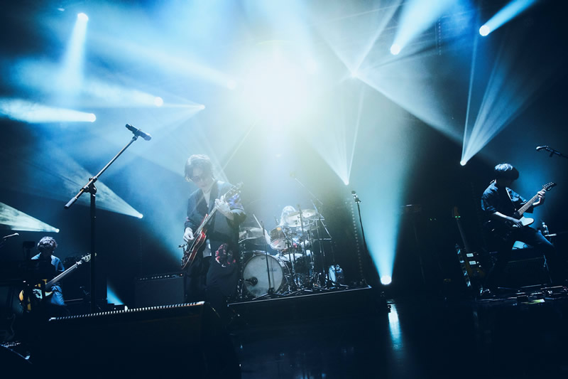 インタビューカット3