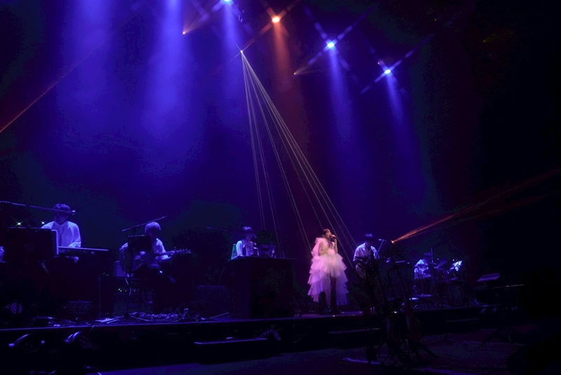 インタビューカット1