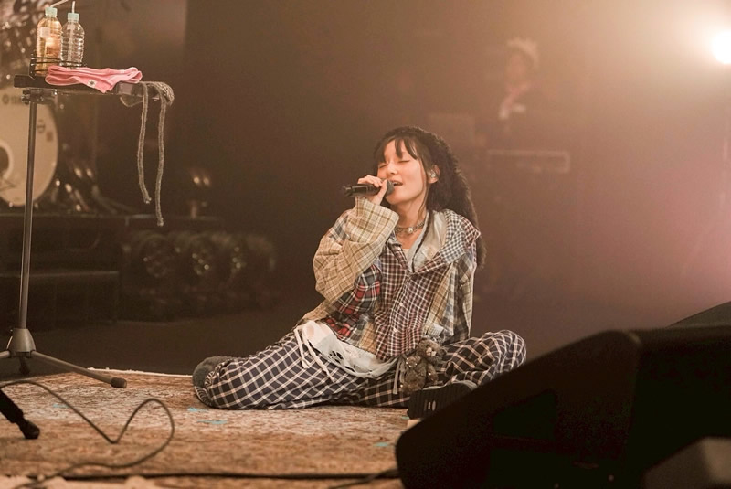 インタビューカット3