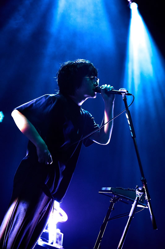 インタビューカット3