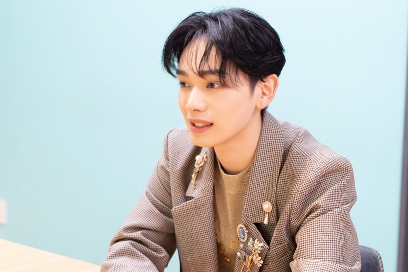 インタビューカット3